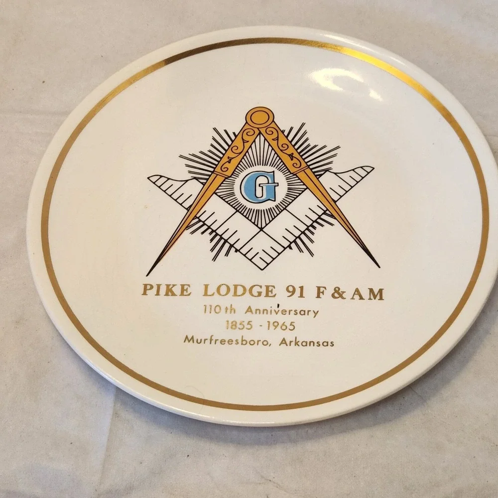 VINTAGE Masonic Freemason Decorative 9